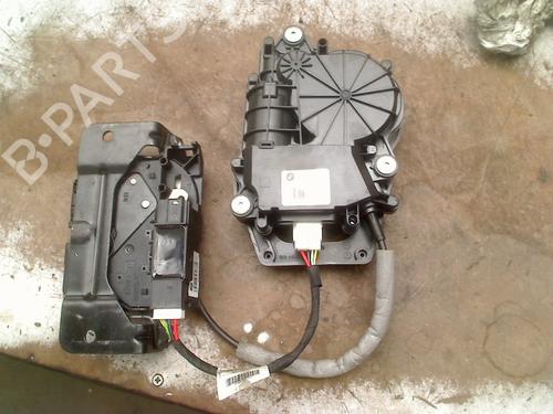 Used Tailgate lock Tailgate lock BMW 5 Touring (F11) 530 d (258 hp) 36296413 36296413