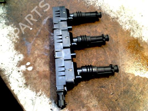 Used Ignition coil OPEL CORSA C (X01) 1.0 (F08, F68) (60 hp) 31174993