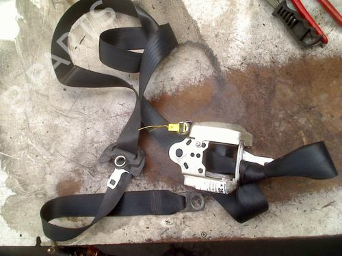 Used Front left seatbelt TOYOTA AYGO (_B1_) 1.0 (KGB10_, KGB10R) (68 hp) 31259967