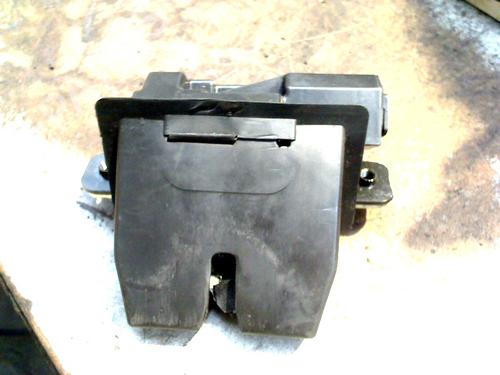 Bakluke lås FORD FIESTA VI (CB1, CCN) 1.6 Ti (120 hp) 30497333