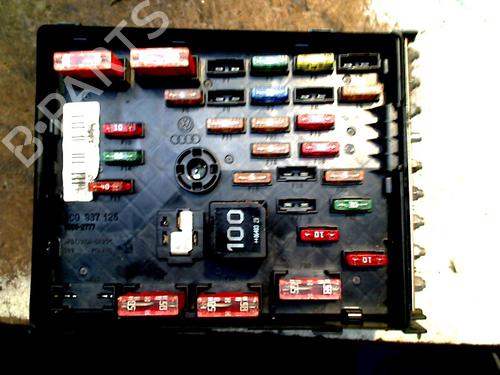 Used Comfort control module VW PASSAT B6 Variant (3C5) 2.0 TDI (170 hp) 31028360