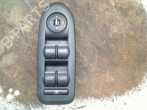 Schakelaar FORD C-MAX (DM2) 1.6 TDCi (90 hp) 31260096