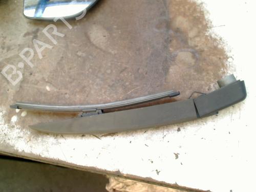 rear-windshield-wiper-arm-renault-clio-iv-bh_-2012-2013-2014-2015-2016-2017-2018-2019-2020-2021-33266446 main image