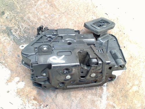 Front right lock VW POLO V (6R1, 6C1) 1.2 TDI | BP31177164C97