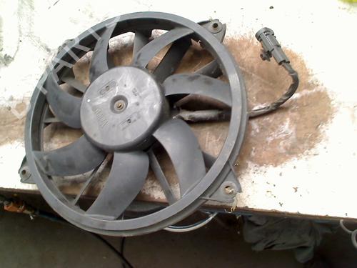 Used Radiator fan Radiator fan 36674813 36674813