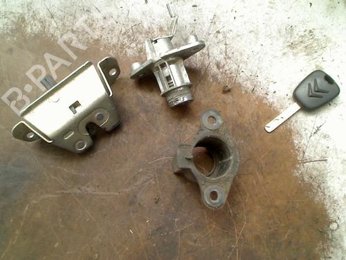 Used Tailgate lock Tailgate lock 37439099 37439099
