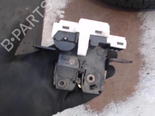 Used Tailgate lock RENAULT CLIO III (BR0/1, CR0/1) 1.2 16V (BR0R, BR1D, BR1L, CR0R) (65 hp) 25833495