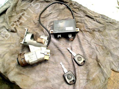 Used Ignition barrel VW GOLF III (1H1) 1.8 (75 hp) 30515194