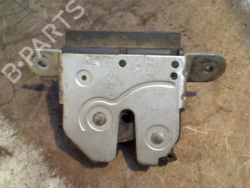 Used Tailgate lock OPEL CORSA D (S07) 1.2 (L08, L68) (80 hp) 31952960