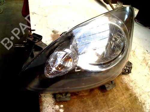 Używane Lampa przednia lewa TOYOTA AYGO (_B1_) 1.0 (KGB10_, KGB10R) (68 hp) 31128241