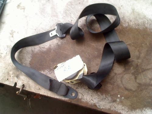 Sikkerhedssele bag højre Sikkerhedssele bag højre PEUGEOT 307 (3A/C) 1.6 16V (109 hp) 37261487 37261487