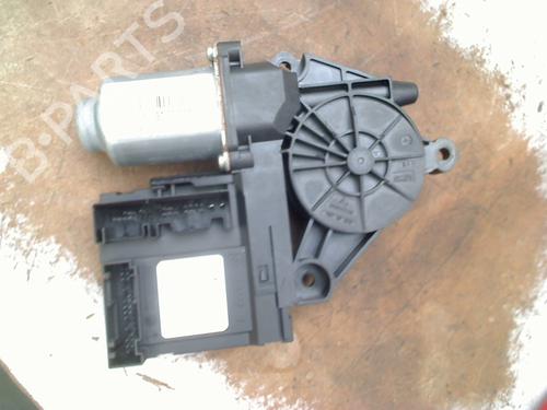 Used Left front window motor VW GOLF V (1K1) 1.4 16V (75 hp) 31147472