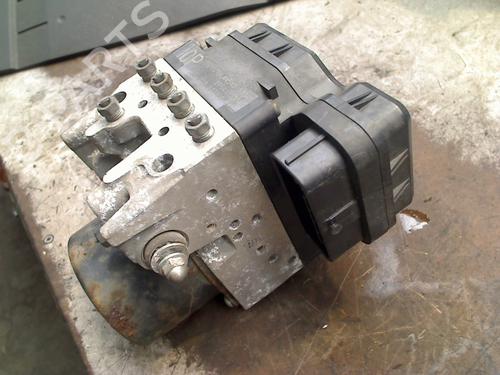 Used ABS pump LEXUS IS II (_E2_) 250 (GSE20) (208 hp) 30132017