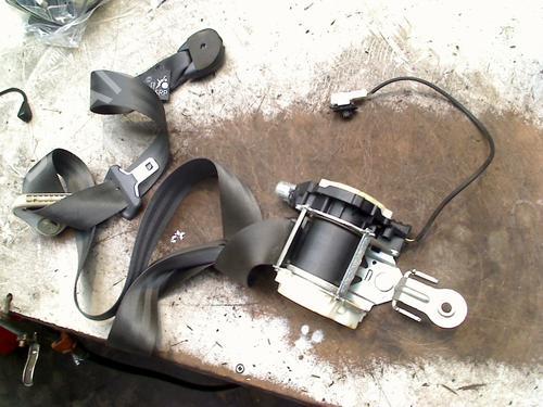 Sikkerhedssele foran højre RENAULT MODUS / GRAND MODUS (F/JP0_) 1.6 (JP03, JP0B, JP0U, JP0Y, JP1G) (112 hp) 31312247