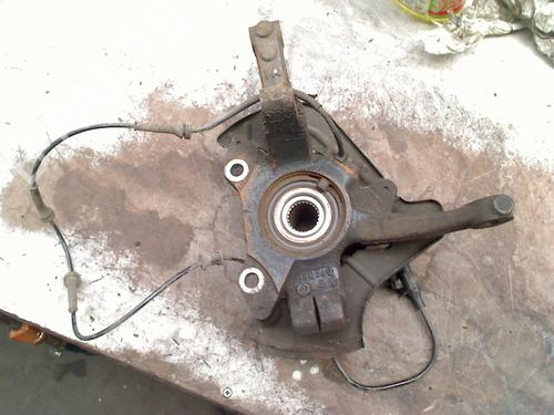 Used Right front steering knuckle Right front steering knuckle FIAT 500 C (312_) 1.2 (312CXA1A, 312AXA1A) (69 hp) 36475046 36475046