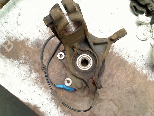 Used Right front steering knuckle CITROËN C3 II (SC_) 1.6 VTi 120 (120 hp) 33022189