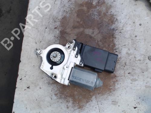 Used Right front window motor Right front window motor 21940279 21940279