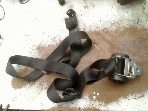 Used Rear right seatbelt Rear right seatbelt 38463996 38463996