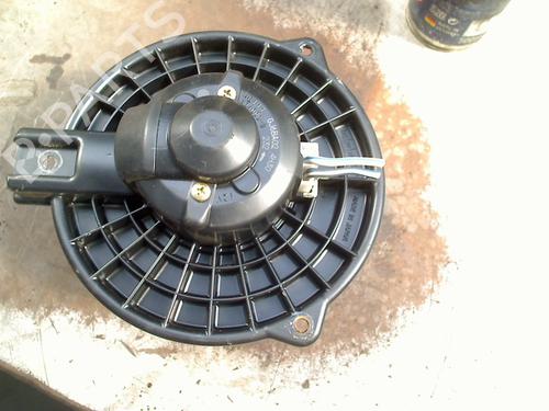 Used Heater blower motor Heater blower motor MAZDA 6 Saloon (GG) 1.8 (120 hp) 33270321 33270321