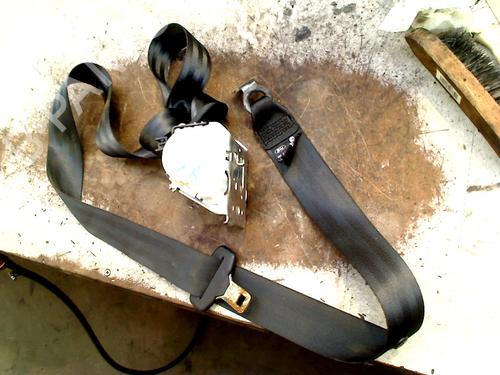 Used Rear right seatbelt FORD FOCUS III 1.0 EcoBoost (125 hp) 33021868