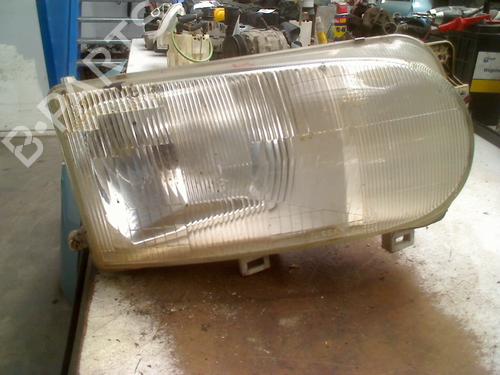 Used Right headlight NISSAN VANETTE CARGO Bus (HC 23) 2.3 D (75 hp) 31128139