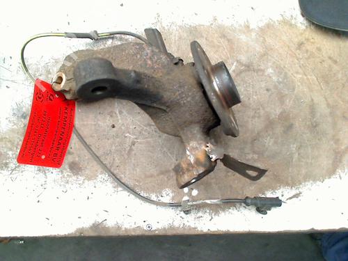 Used Right front steering knuckle PEUGEOT 107 (PM_, PN_) 1.0 (68 hp) 33022093