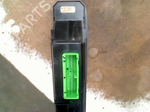 Switch VOLVO V70 II (285) 2.4 T | BP31259942I30