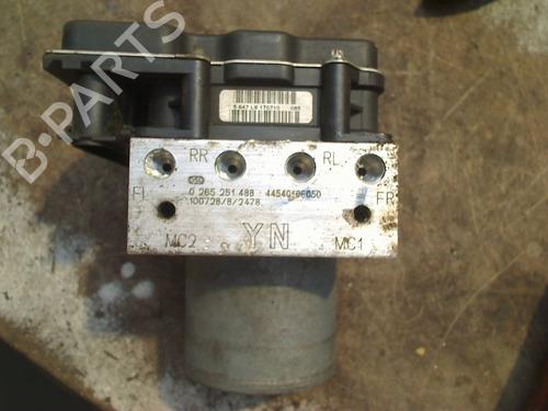 Used ABS pump TOYOTA VERSO (_R2_) 2.0 D-4D (AUR20_, AUR20R) (126 hp) 31952952