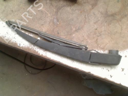 Used Rear windshield wiper arm Rear windshield wiper arm RENAULT ZOE (BFM_) ZOE (88 hp) 36386347 36386347
