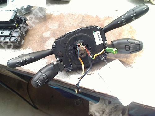 Comutador piscas / escovas PEUGEOT 207 (WA_, WC_) 1.4 (72 hp) 31294174