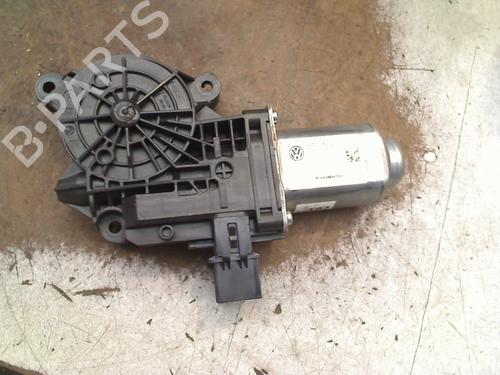 Used Electronic module SEAT IBIZA IV SC (6J1, 6P5) 1.4 (85 hp) 31147558