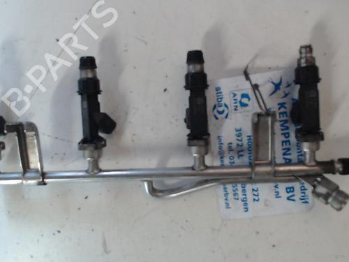 Used Injection rail Injection rail 39144915 39144915