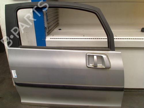 Used Right front door Right front door PEUGEOT 1007 (KM_) 1.4 (75 hp) 33286622 33286622
