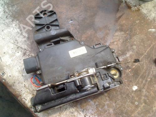 Venstre fortil lås VW GOLF IV (1J1) 1.6 (100 hp) 31177093