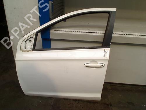 Used Left front door HYUNDAI i20 I (PB, PBT) 1.2 (78 hp) 31177166