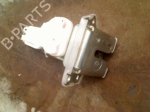 Used Tailgate lock OPEL AGILA B (H08) 1.2 (F68) (94 hp) 28602466