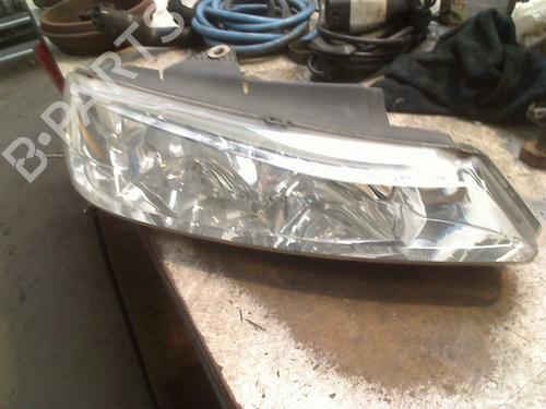 Używane Lampa przednia prawa PEUGEOT 406 (8B) 2.0 16V (136 hp) 31128219