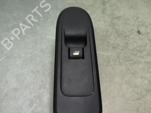 Interrupteur de vitre avant droite CITROËN C3 II (SC_) 1.2 VTi 82 (82 hp) 30552874