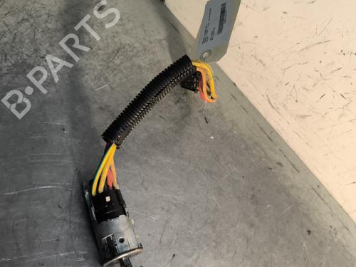 Used Ignition barrel RENAULT MEGANE I (BA0/1_) 1.9 D Eco (BA0A, BA0U, BA0R) (64 hp) 30552573