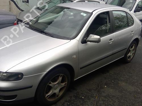 Front wiper motor SEAT LEON (1M1) 1.9 TDI | BP24222569M29 - Image 6