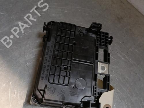 Fuse box PEUGEOT 1007 (KM_) 1.4 HDi | BP28442265E1
