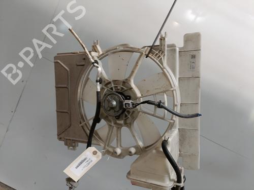 Used Radiator fan Radiator fan TOYOTA YARIS (_P13_) 1.0 (KSP130_, KSP130) (69 hp) 28165766 28165766
