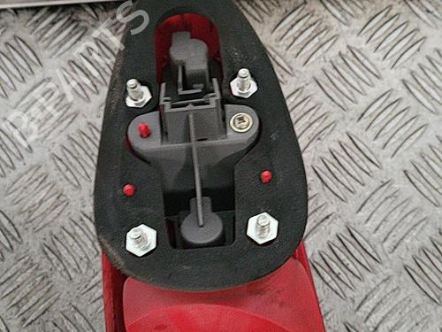 Used Left taillight Left taillight ALFA ROMEO 147 (937_) 1.9 JTD (937.AXD1A, 937.BXD1A, 937.AXV1A, 937.BXB1A,... (115 hp) 21718978 21718978