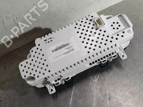 Instrument cluster VOLVO V40 Hatchback (525) D3 | BP29081600C47