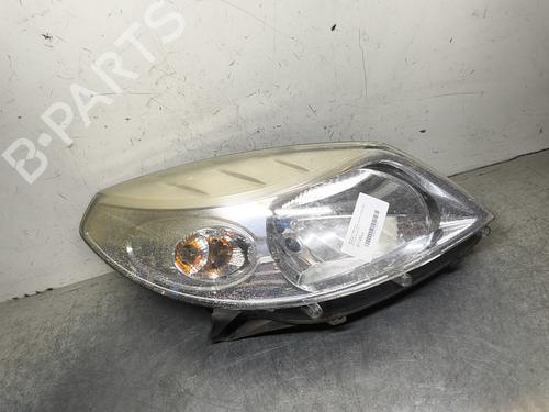 Used Right headlight Right headlight DACIA SANDERO 1.4 (BS0C, BS0A, BS0G, BS1F, BS0E) (75 hp) 32994748 32994748