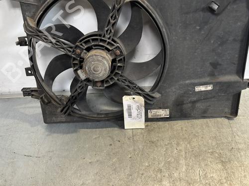 Used Radiator fan Radiator fan FIAT GRANDE PUNTO (199_) 1.2 (65 hp) 21699937 21699937