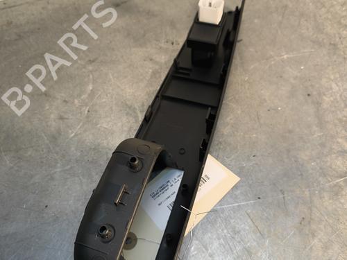 Fensterheberschalter rechts vorne KIA CEE'D Hatchback (ED) 1.6 CRDi 90 | BP29997069I26