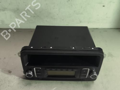 Used Radio VW POLO V (6R1, 6C1) 1.6 TDI (90 hp) 26178241