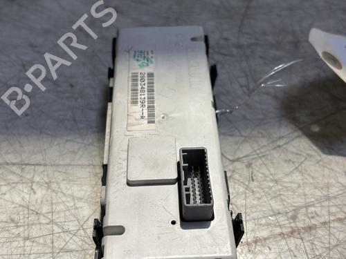 Used Display monitor Display monitor RENAULT KANGOO / GRAND KANGOO II (KW0/1_) 1.5 dCi 110 (KW0C, KW0H) (110 hp) 21704639 21704639