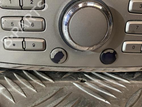 Used Radio Radio FORD FOCUS II Turnier (DA_, FFS, DS) 1.6 TDCi (109 hp) 21702273 21702273